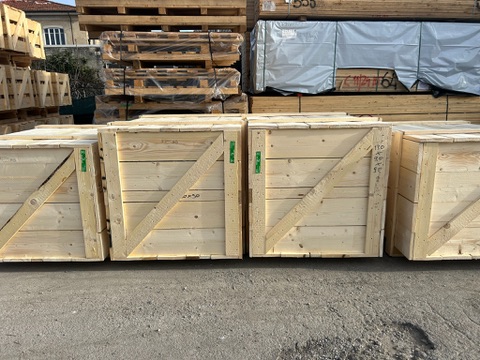 Cassa in legno realizzata su misura per lavorati in marmo