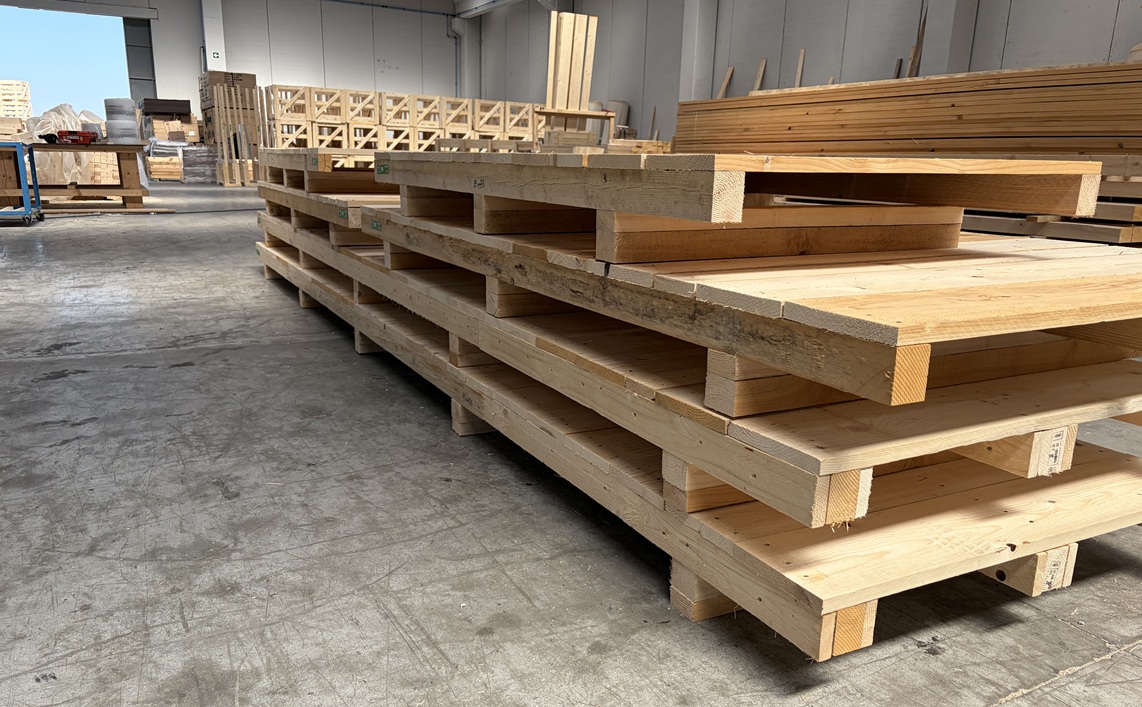 Pedane in legno, bancali e pianali su misura per trasporto industriale